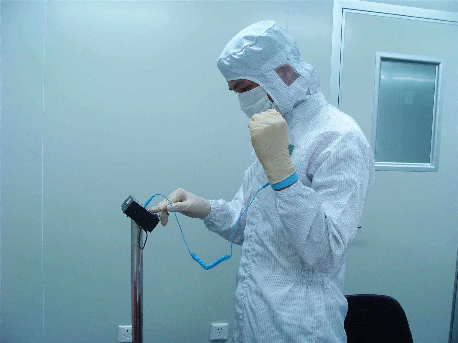 ESD-body-test ESD-body-test
